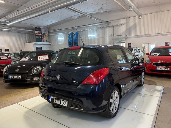Peugeot 308 7 of 14