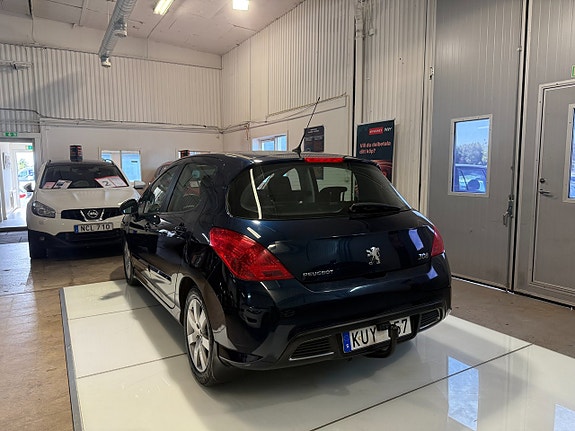 Peugeot 308 5 of 14