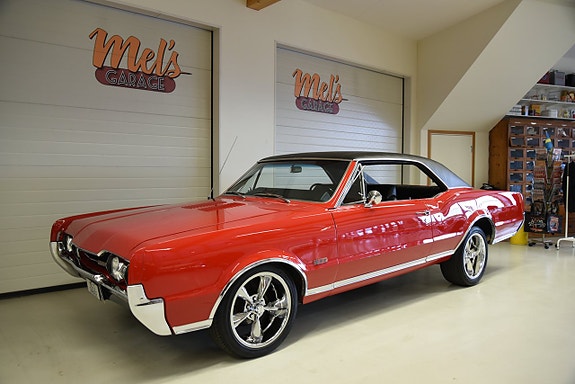 Oldsmobile Cutlass 2 of 30