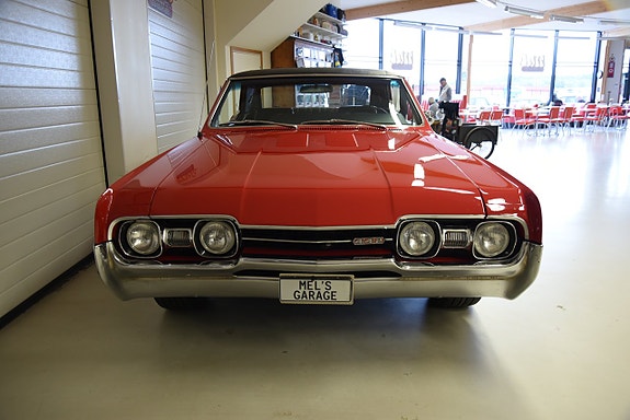 Oldsmobile Cutlass 3 of 30