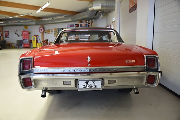 Oldsmobile Cutlass 7 of 30