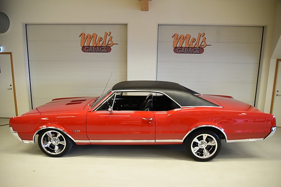 Oldsmobile Cutlass 12 of 30