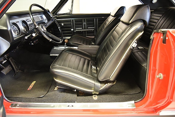 Oldsmobile Cutlass 22 of 30