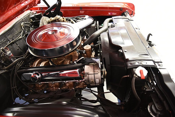 Oldsmobile Cutlass 17 of 30