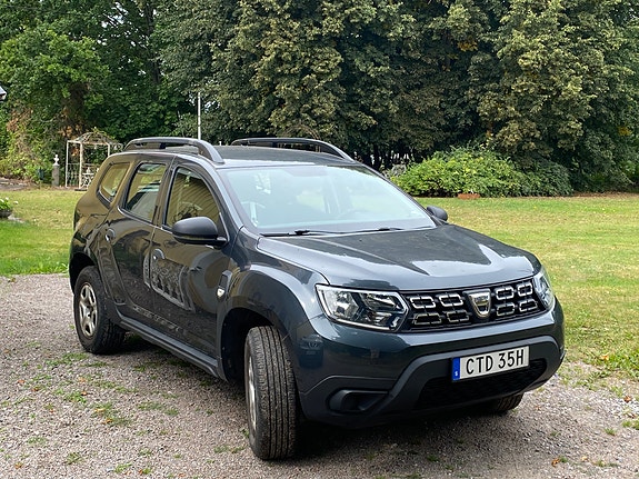 Dacia Duster 2 of 4