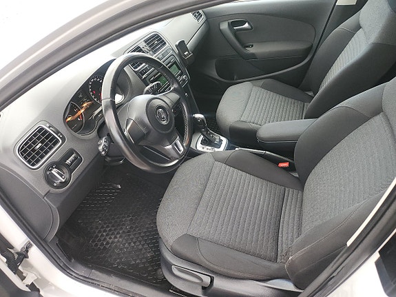 Volkswagen Polo 3 of 12