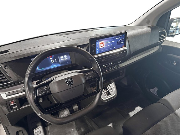 Peugeot e-Expert 10 of 17
