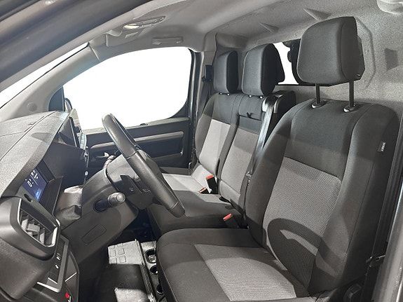 Peugeot e-Expert 9 of 17