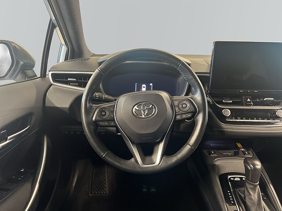 Toyota Corolla 9 of 19