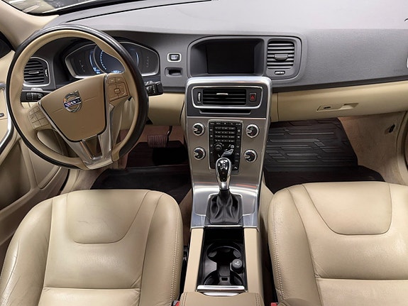 Volvo S60 9 of 12