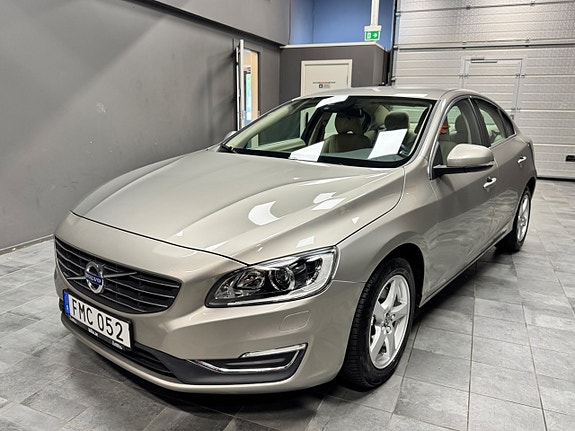 Volvo S60 5 of 12