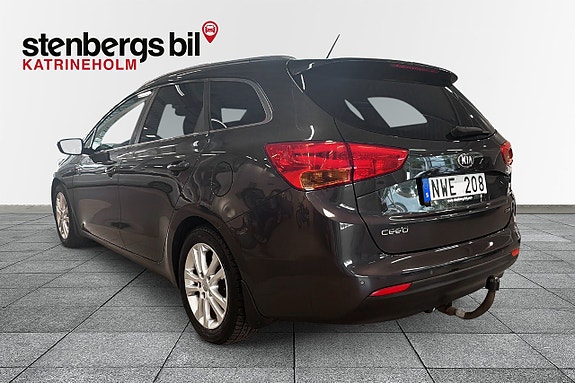Kia Ceed 2 of 10