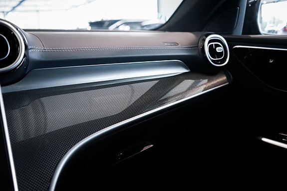 Mercedes-Benz C300 20 of 28