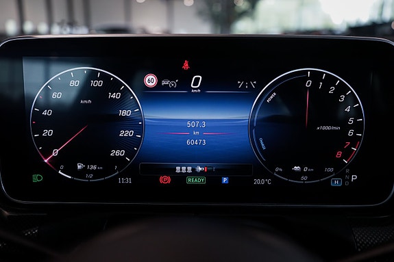 Mercedes-Benz C300 11 of 28