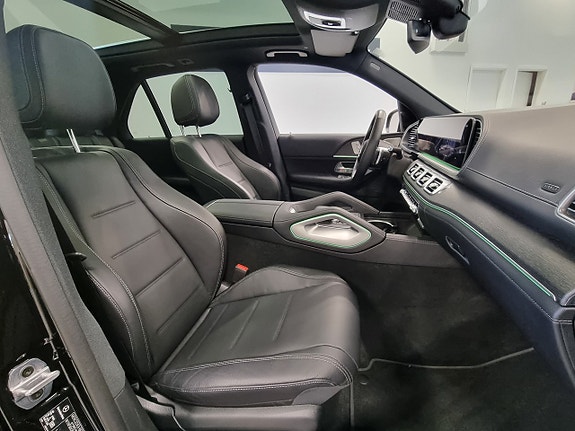 Mercedes-Benz GLE350 de 8 of 16