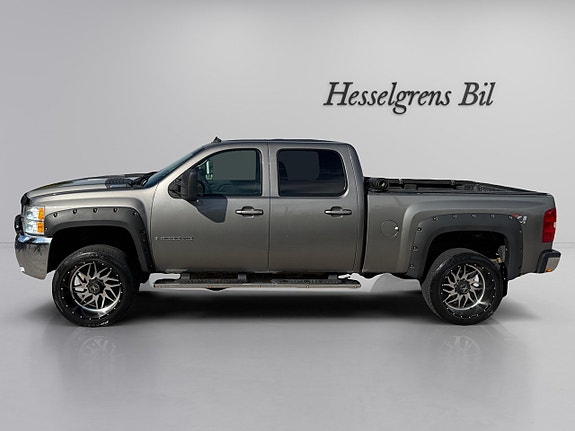 Chevrolet Silverado 2500 10 of 16