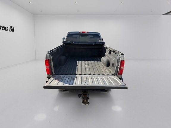 Chevrolet Silverado 2500 8 of 16
