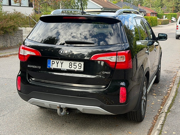 Kia Sorento 4 of 10