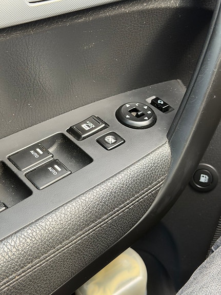 Kia Sorento 6 of 10