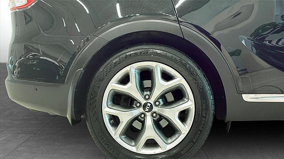 Kia Sorento 9 of 13