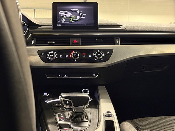 Audi A4 22 of 27