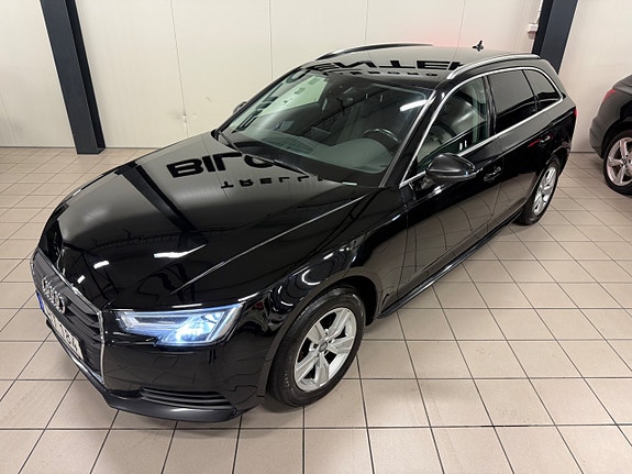 Audi A4 2 of 27