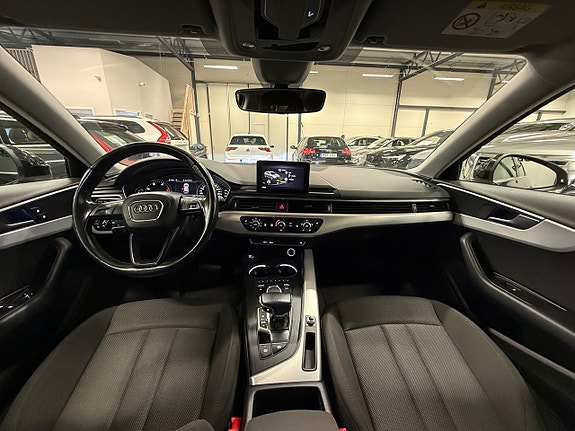 Audi A4 19 of 27