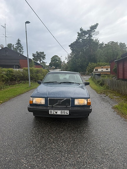Volvo 740 5 of 7