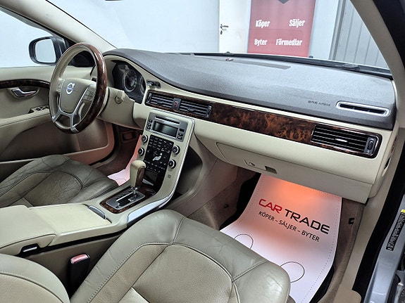 Volvo S80 20 of 25