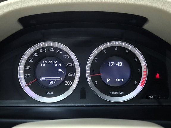 Volvo S80 16 of 25
