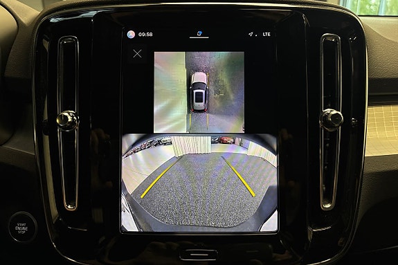 Volvo XC40 18 of 21