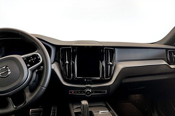 Volvo XC60 4 of 9