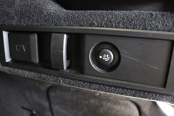 BMW 320d 8 of 30