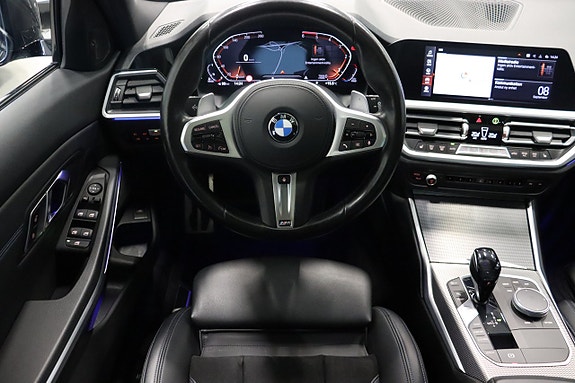 BMW 320d 14 of 30