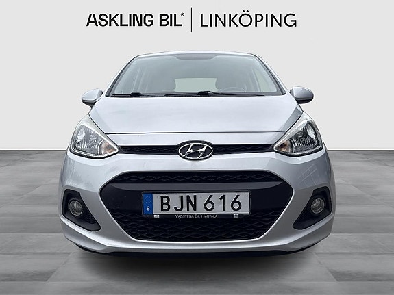Hyundai i10 5 of 14