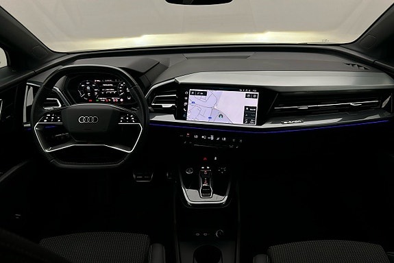 Audi Q4 e-tron 3 of 3