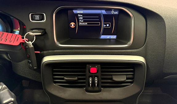 Volvo V40 20 of 26