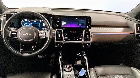 Kia Sorento 7 of 12