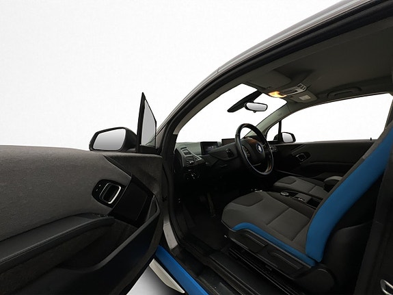 BMW i3 10 of 29