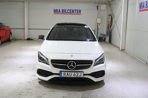 Mercedes-Benz CLA200 d 15 of 16