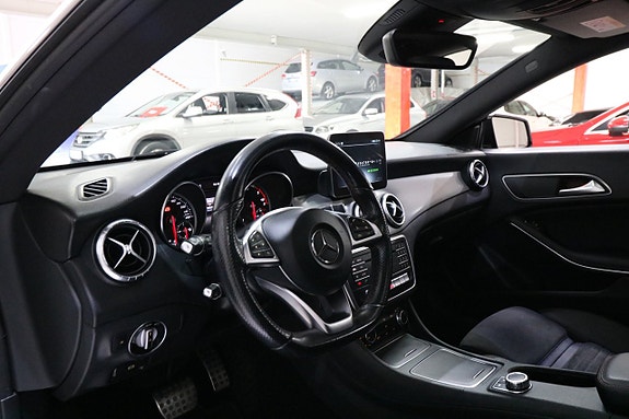 Mercedes-Benz CLA200 d 8 of 16