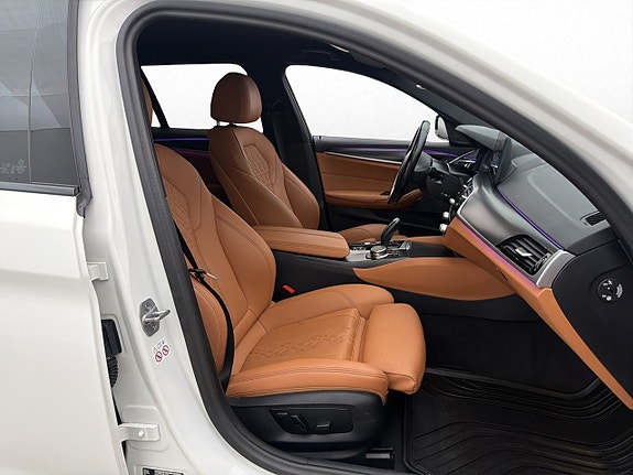 BMW 530e 13 of 30
