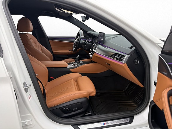BMW 530e 12 of 30