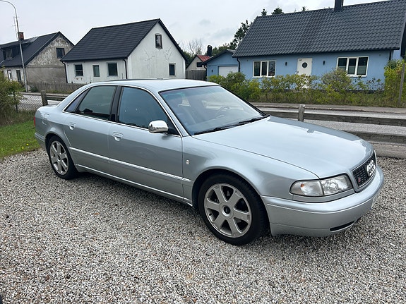Audi S8 13 of 13