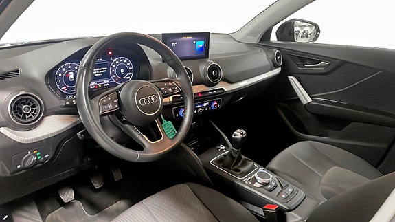 Audi Q2 7 of 13