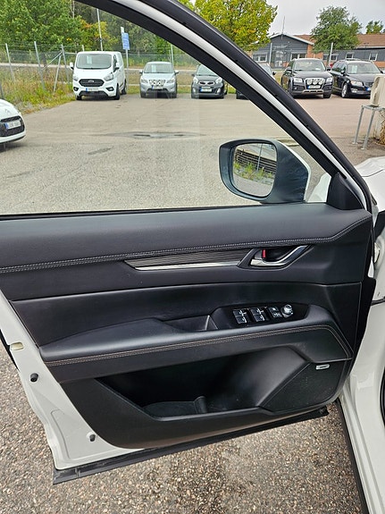 Mazda CX-5 6 of 23