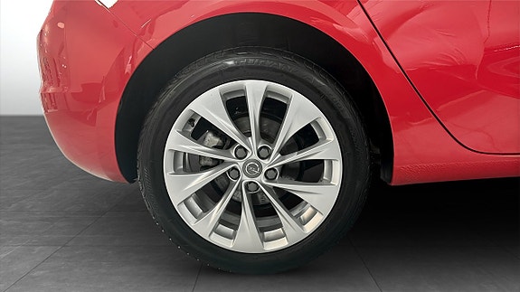 Opel Astra 9 of 9