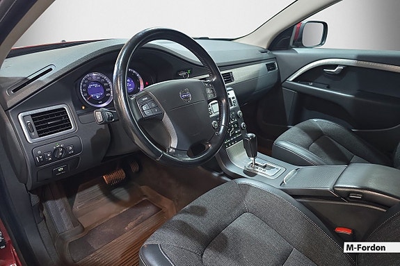 Volvo XC70 11 of 15