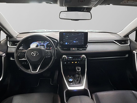 Toyota RAV4 10 of 29
