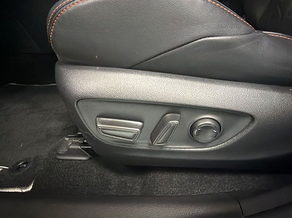 Toyota RAV4 20 of 29